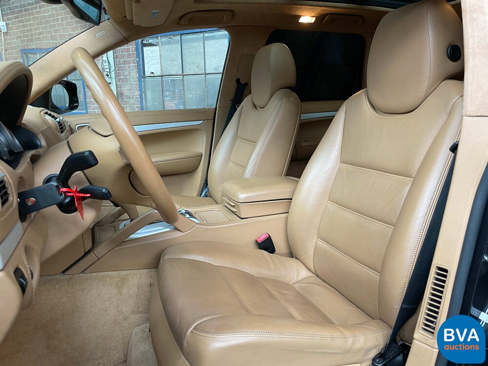 Porsche Cayenne Turbo 4.8 V8 500hp 2007 -Youngtimer-.