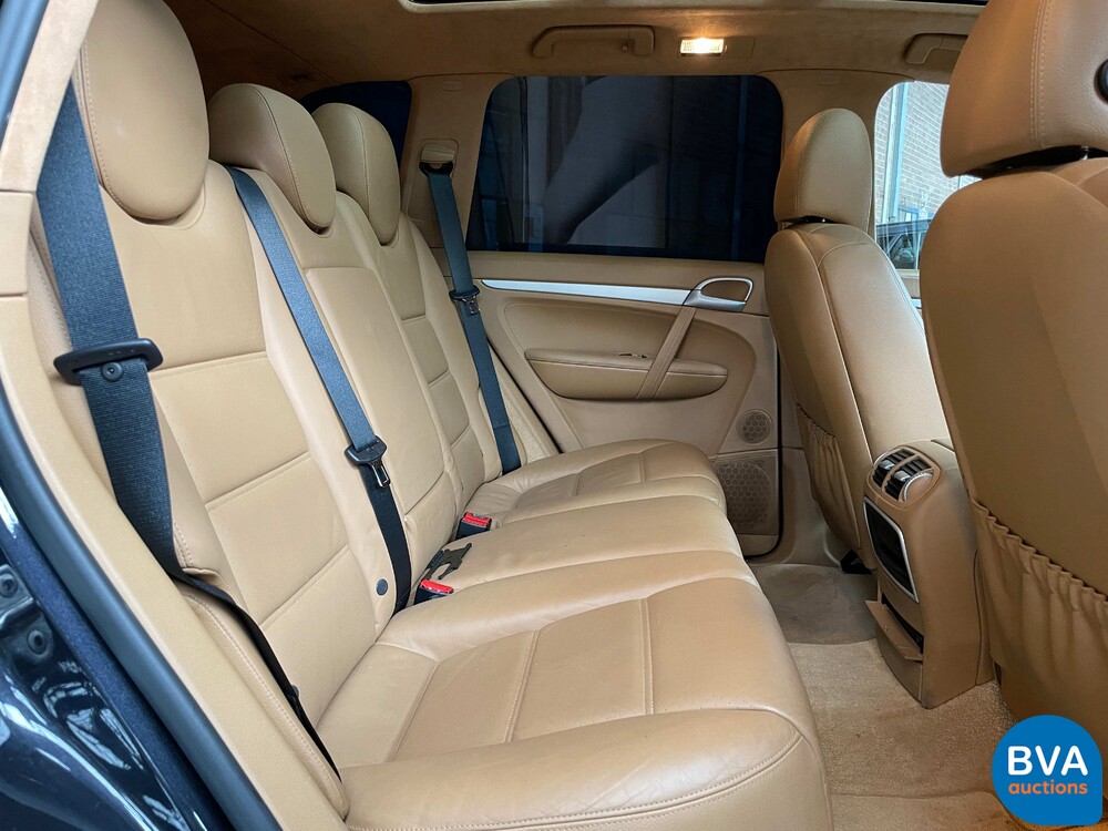 Porsche Cayenne Turbo 4.8 V8 500hp 2007 -Youngtimer-.