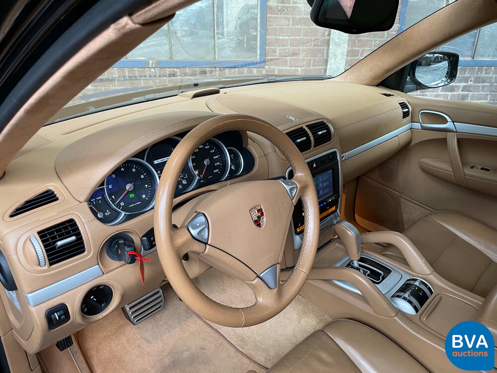 Porsche Cayenne Turbo 4.8 V8 500hp 2007 -Youngtimer-.