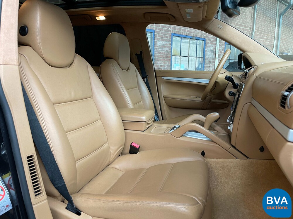 Porsche Cayenne Turbo 4.8 V8 500hp 2007 -Youngtimer-.