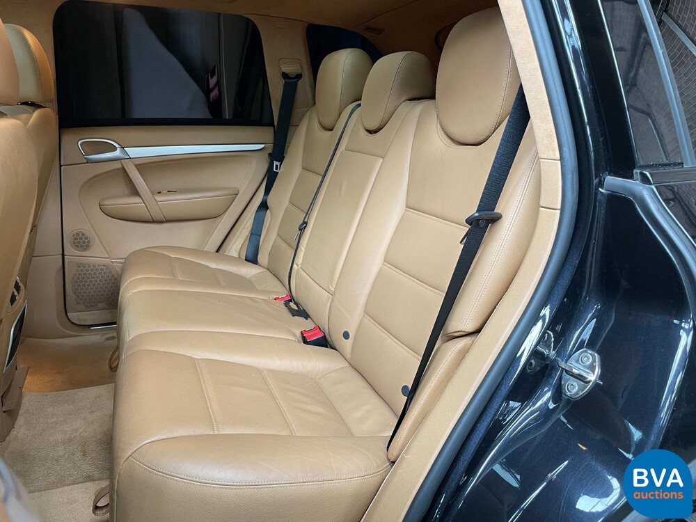 Porsche Cayenne Turbo 4.8 V8 500hp 2007 -Youngtimer-.