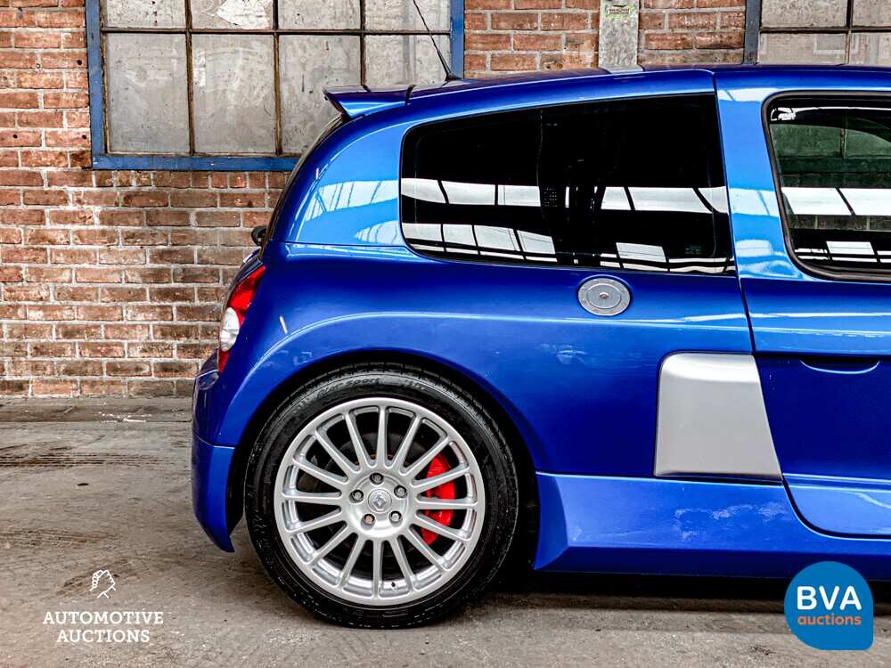 Renault Clio RSSport 3.0 V6 255PS Phase 2 -Youngtimer-.