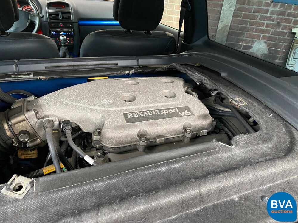 Renault Clio RSSport 3.0 V6 255PS Phase 2 -Youngtimer-.