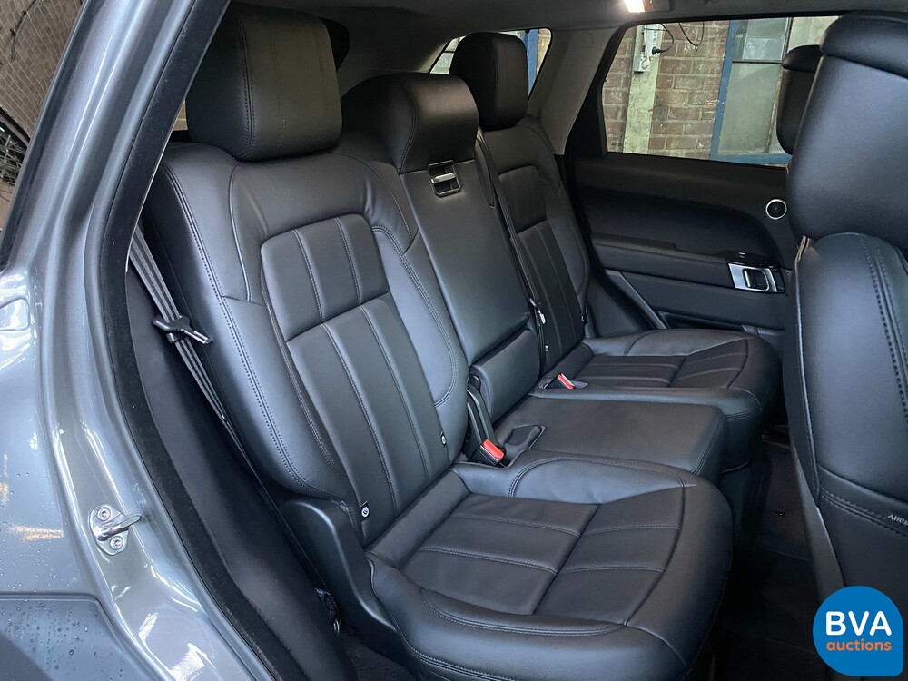 Land Rover Range Rover Sport P400e Hybrid 404 PS 2019.