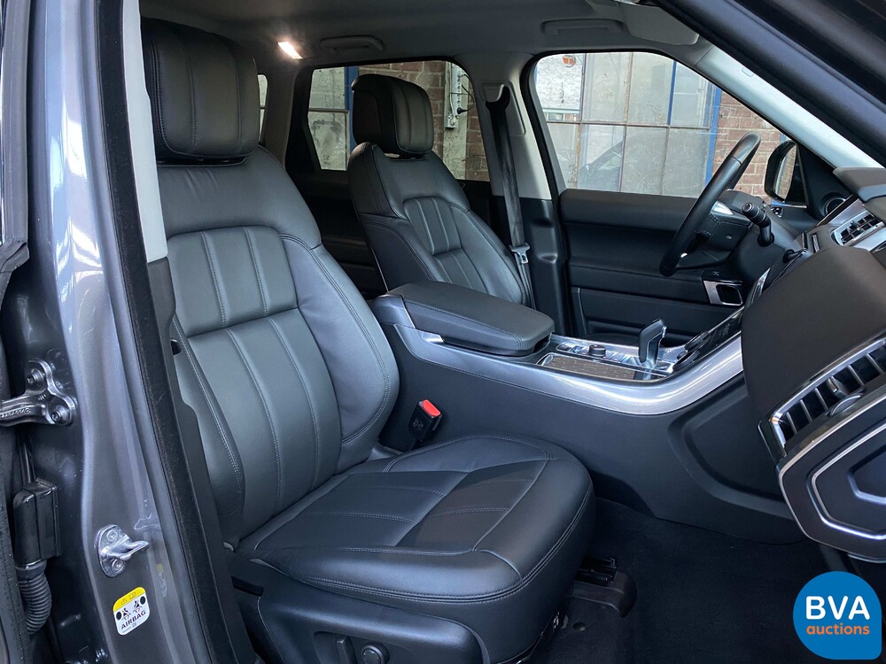 Land Rover Range Rover Sport P400e Hybrid 404 PS 2019.