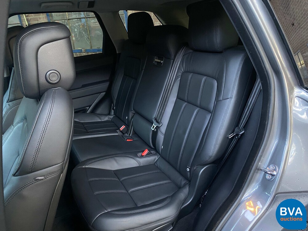 Land Rover Range Rover Sport P400e Hybrid 404 PS 2019.