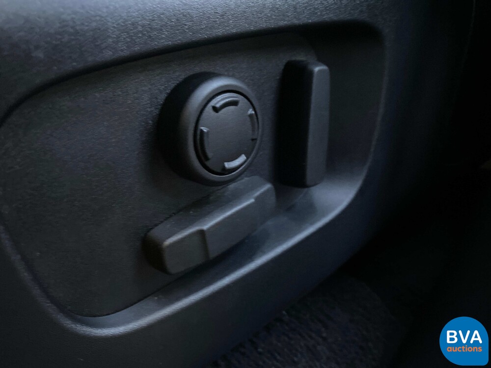 Land Rover Range Rover Sport P400e Hybrid 404 PS 2019.