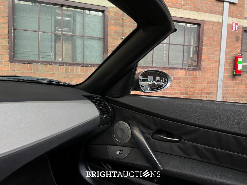BMW Z4 Roadster 3.0i S 231pk 2004 (Hardtop + Softtop) Origineel-NL, 36-NV-HZ Youngtimer

