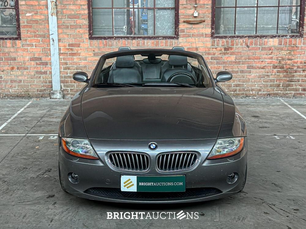 BMW Z4 Roadster 3.0i S 231pk 2004 (Hardtop + Softtop) Origineel-NL, 36-NV-HZ Youngtimer
