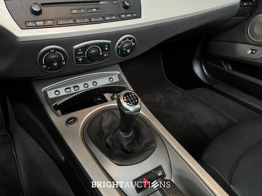 BMW Z4 Roadster 3.0i S 231pk 2004 (Hardtop + Softtop) Origineel-NL, 36-NV-HZ Youngtimer
