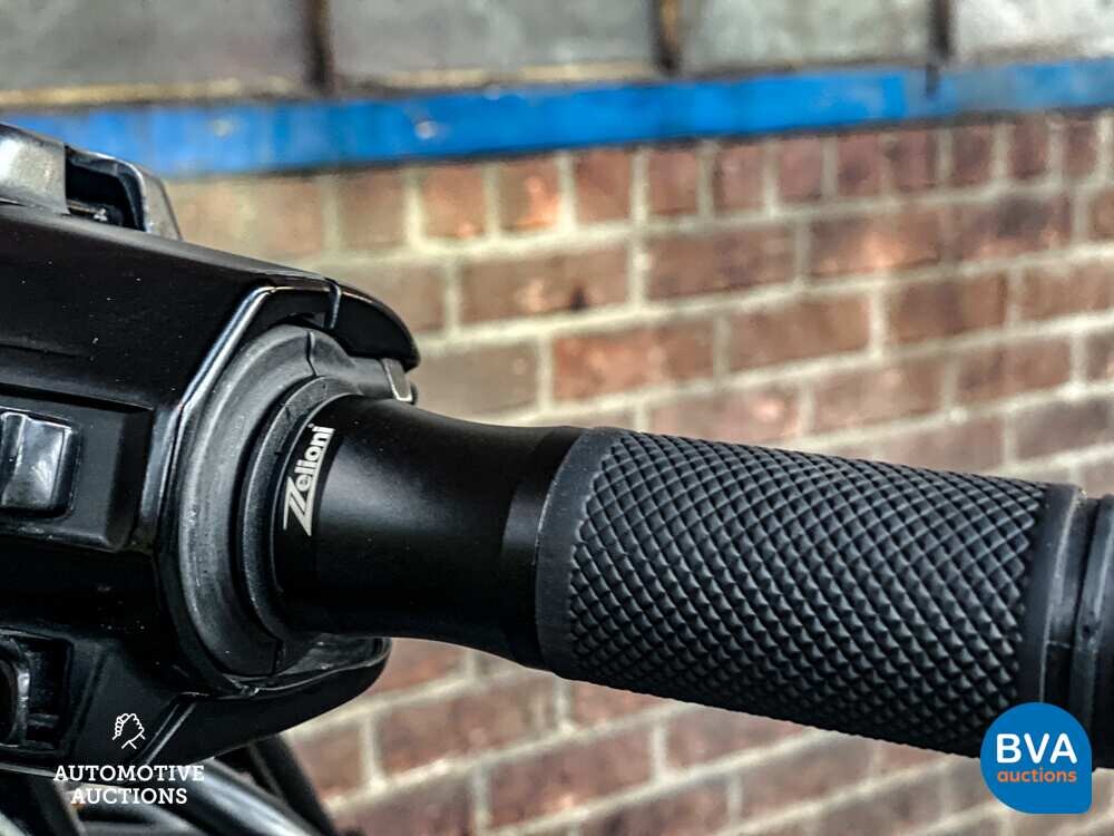 Piaggio Vespa Sprint Full Option (Carbon) 25km 2016, DHD-03-N.