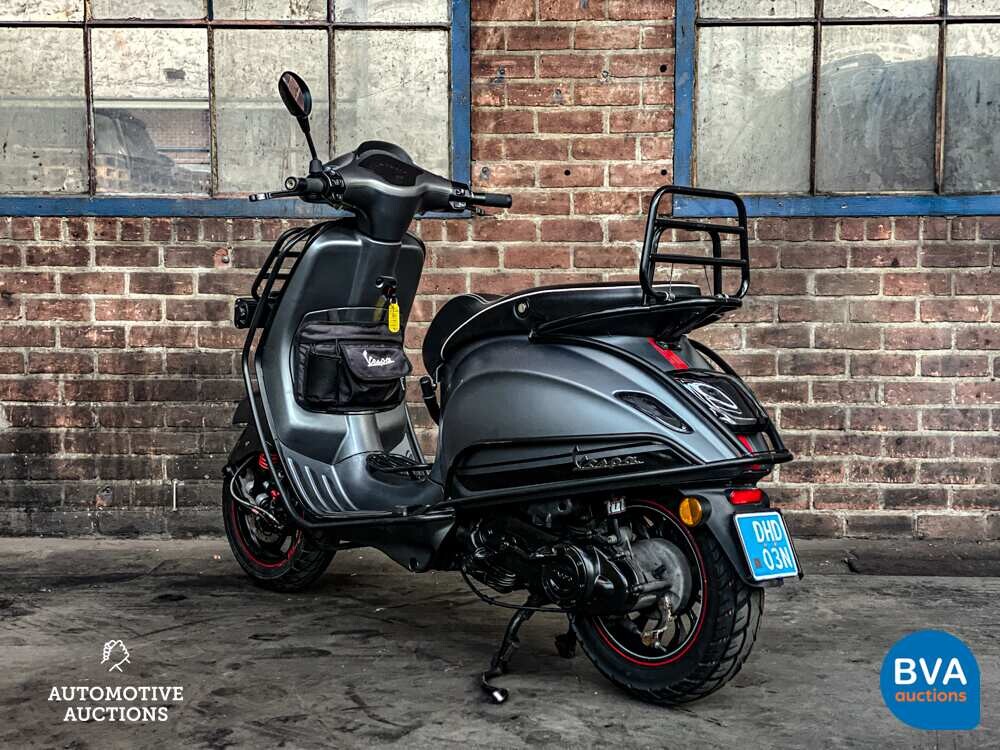 Piaggio Vespa Sprint Full Option (Carbon) 25km 2016, DHD-03-N.