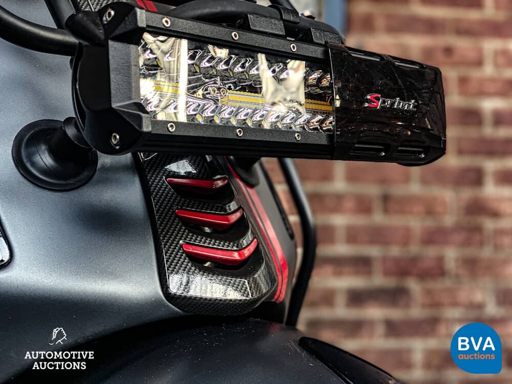 Piaggio Vespa Sprint Full Option (Carbon) 25km 2016, DHD-03-N.