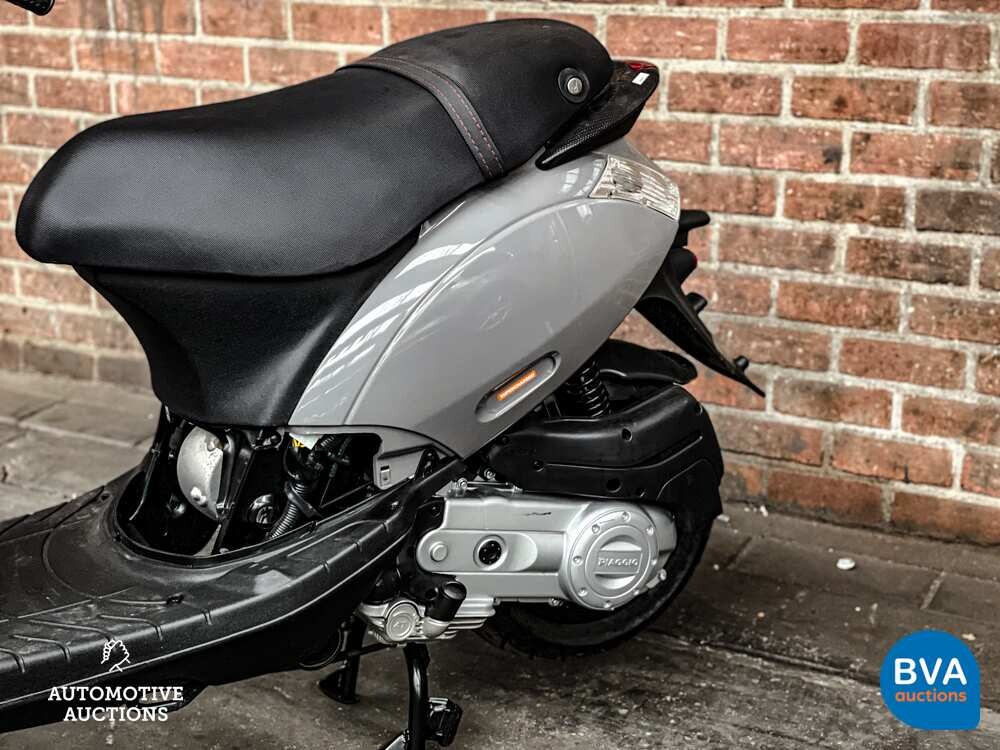 Piaggio Zip 2013 45km/h -NEU-.