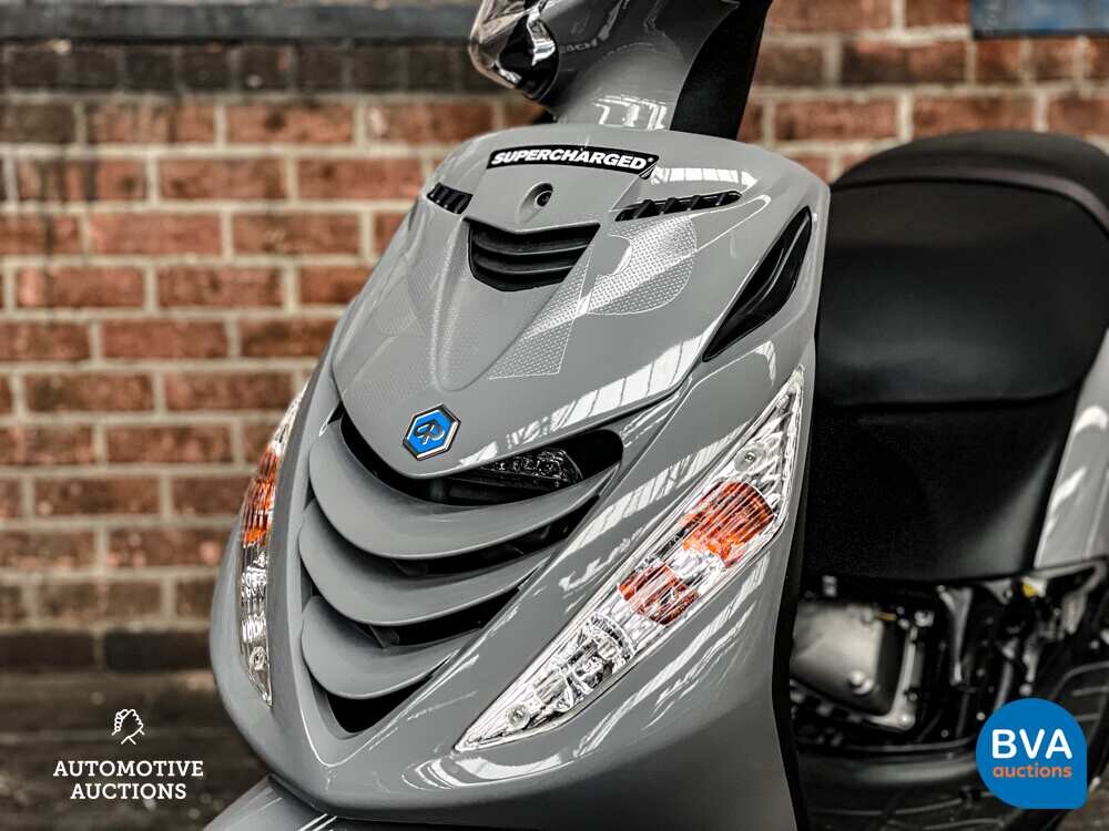 Piaggio Zip 2013 45km/h -NEU-.