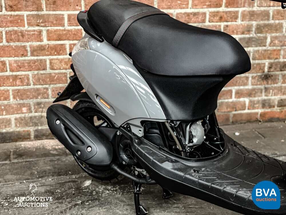 Piaggio Zip 2013 45km/h -NEU-.