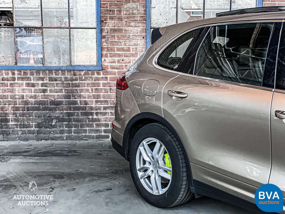 Porsche Cayenne S E-Hybrid 3.0 V6 FACELIFT 416PS 2015 -Org.NL-, 6-ZGG-66.