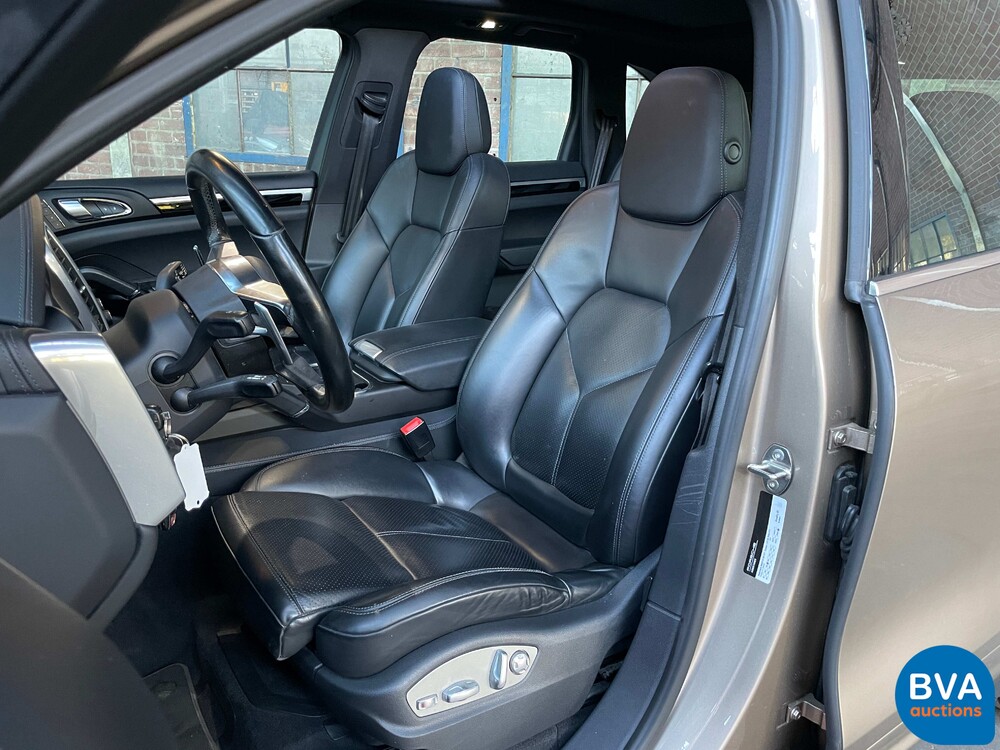 Porsche Cayenne S E-Hybrid 3.0 V6 FACELIFT 416PS 2015 -Org.NL-, 6-ZGG-66.