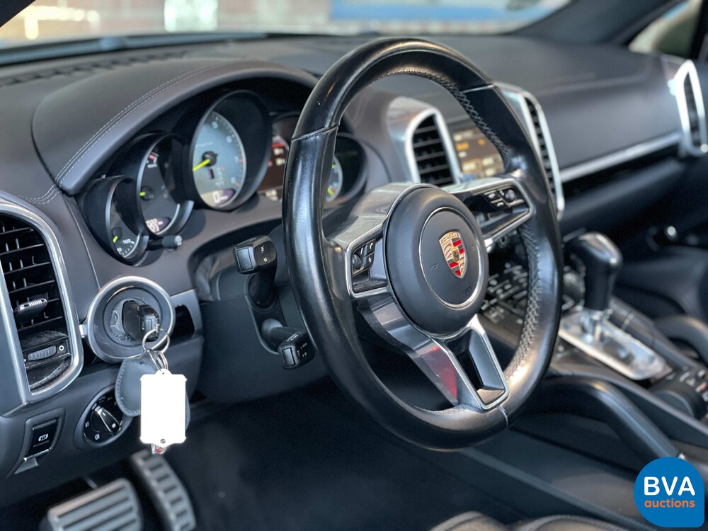 Porsche Cayenne S E-Hybrid 3.0 V6 FACELIFT 416PS 2015 -Org.NL-, 6-ZGG-66.