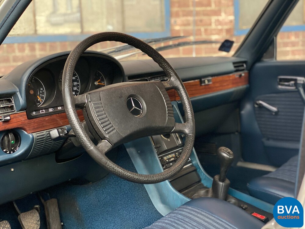 Mercedes-Benz 280S W116 160hp 1974 S-Class, 99-YD-68.