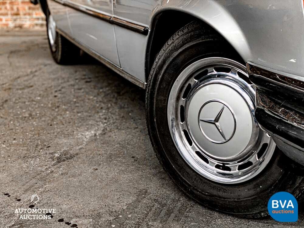 Mercedes-Benz 280S W116 160hp 1974 S-Class, 99-YD-68.
