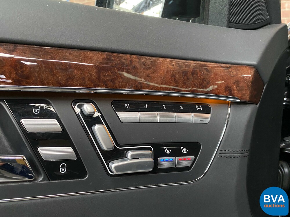 Mercedes Benz S600 Long 5.5 V12 517pk 2006 S-Class -Youngtimer-.