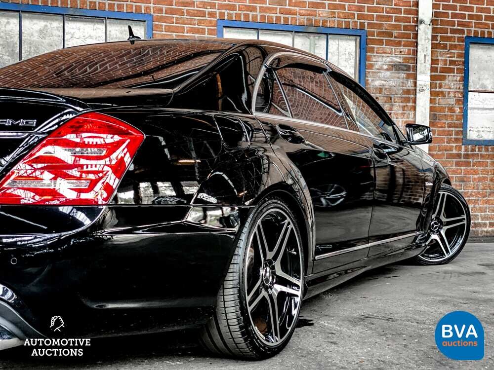 Mercedes Benz S600 Long 5.5 V12 517pk 2006 S-Class -Youngtimer-.