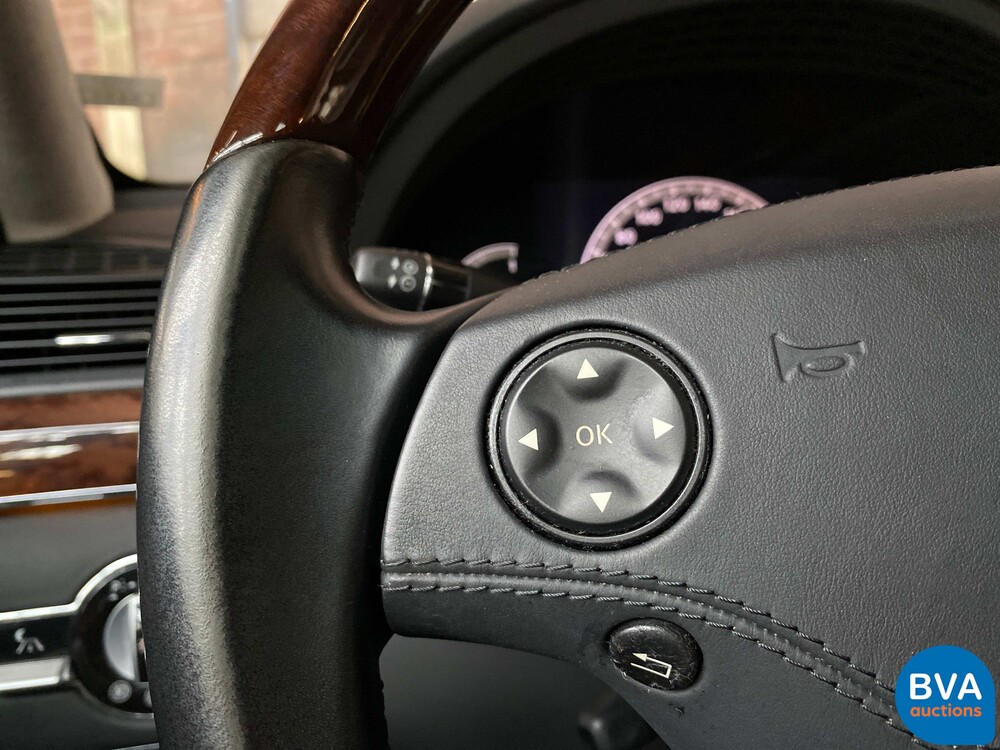 Mercedes Benz S600 Long 5.5 V12 517pk 2006 S-Class -Youngtimer-.