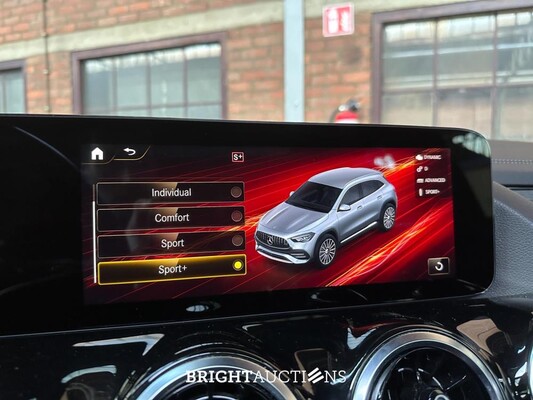 Mercedes-Benz GLA35 AMG 4-Matic 306pk 2021 GLA-Klasse, P-261-KT