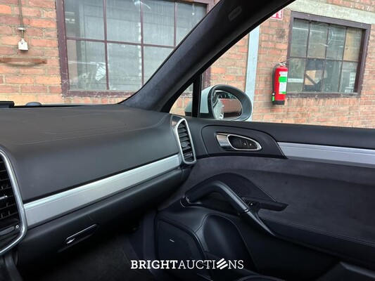Porsche Cayenne GTS 4.8 V8 420pk 2013