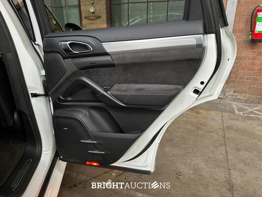 Porsche Cayenne GTS 4.8 V8 420pk 2013