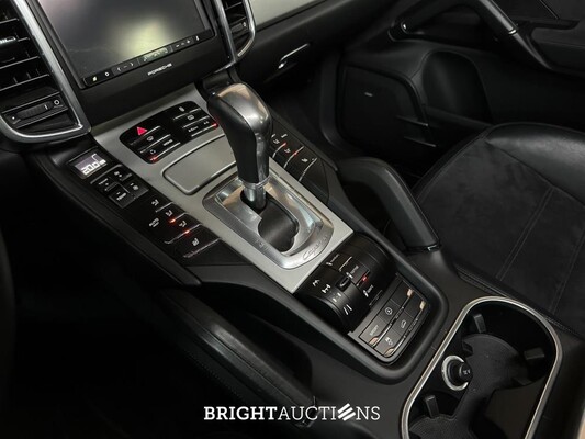Porsche Cayenne GTS 4.8 V8 420pk 2013