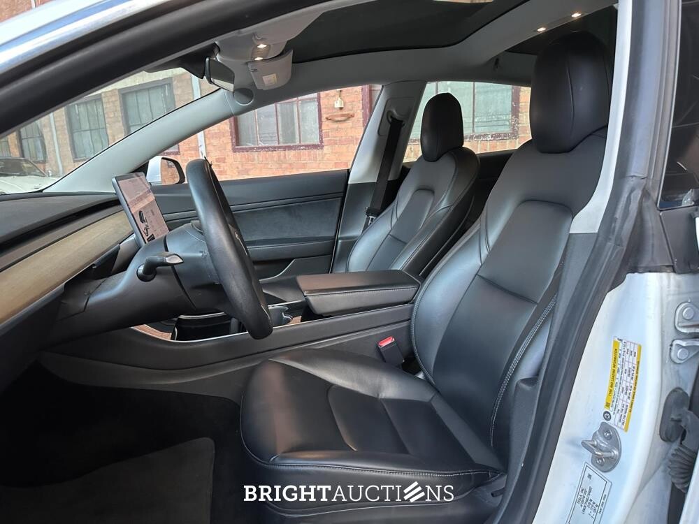 Tesla Model 3 Standard RWD Plus 60 kWh 238pk 2020 (Origineel-NL + 1e eigenaar, K-953-BT