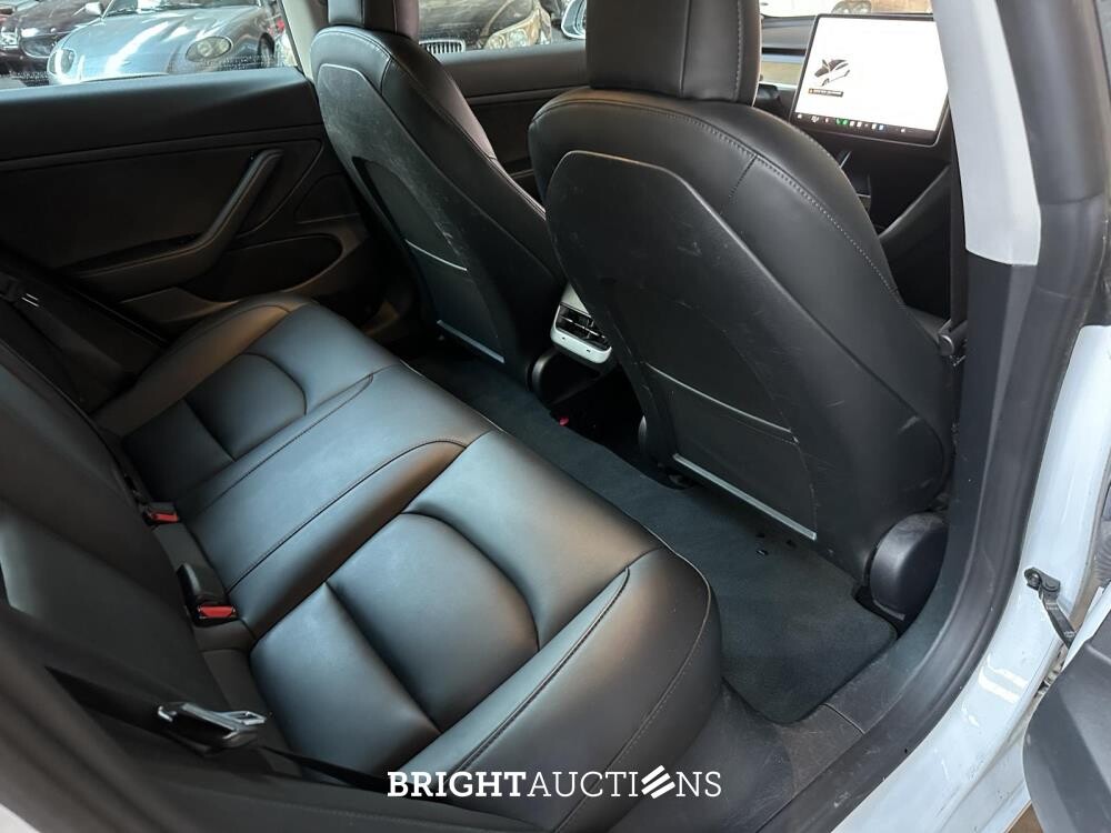 Tesla Model 3 Standard RWD Plus 60 kWh 238pk 2020 (Origineel-NL + 1e eigenaar, K-953-BT