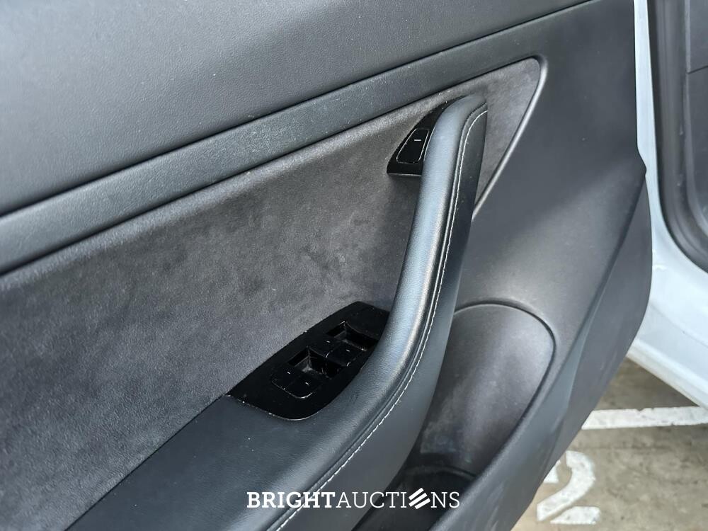 Tesla Model 3 Standard RWD Plus 60 kWh 238pk 2020 (Origineel-NL + 1e eigenaar, K-953-BT