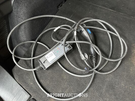 Ford Kuga 2.5 PHEV Titanium X 152pk 2021 (Origineel-NL + 1e eigenaar), L-036-HP