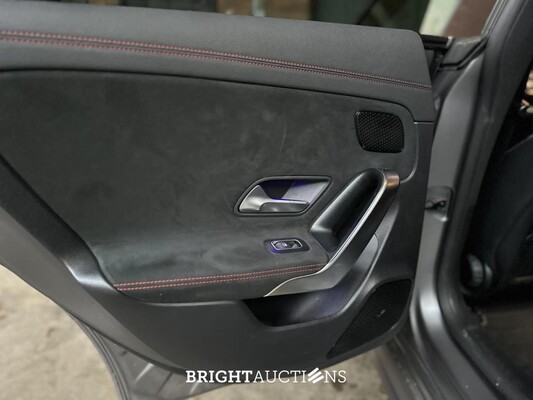Mercedes-Benz CLA250 e Business Solution AMG Limited CLA-Class Shooting Brake 160hp 2022 (Original-NL), P-675-JH