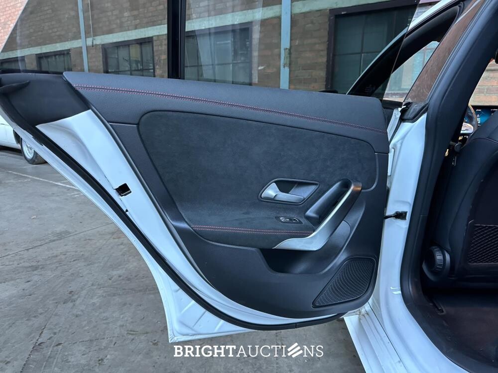 Mercedes-Benz CLA250 e Business Solution AMG Limited 160hp 2022 (Original-NL & 1st Owner) CLA-Class Shooting Brake, P-576-HG