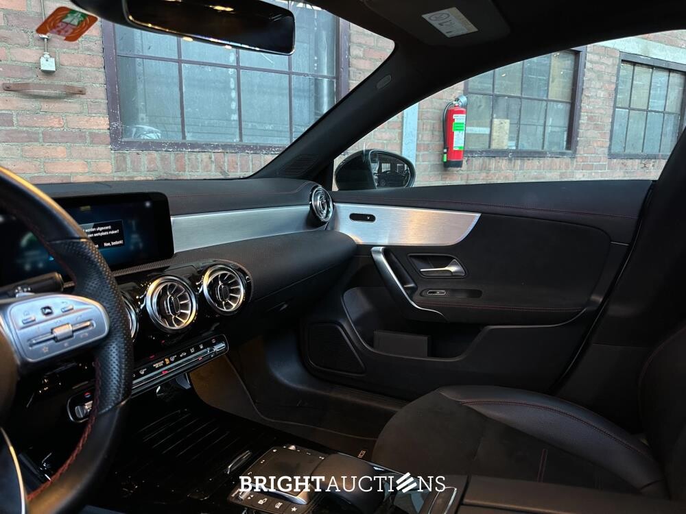 Mercedes-Benz CLA250 e Business Solution AMG Limited 160hp 2022 (Original-NL & 1st Owner) CLA-Class Shooting Brake, P-576-HG