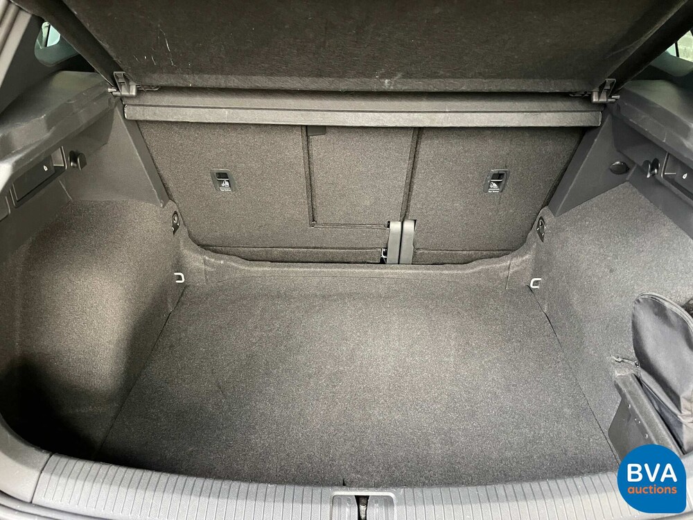 Volkswagen Tiguan 1.5 TSI R-Line 2021 -Org. NL- Garantie, N-982-RJ