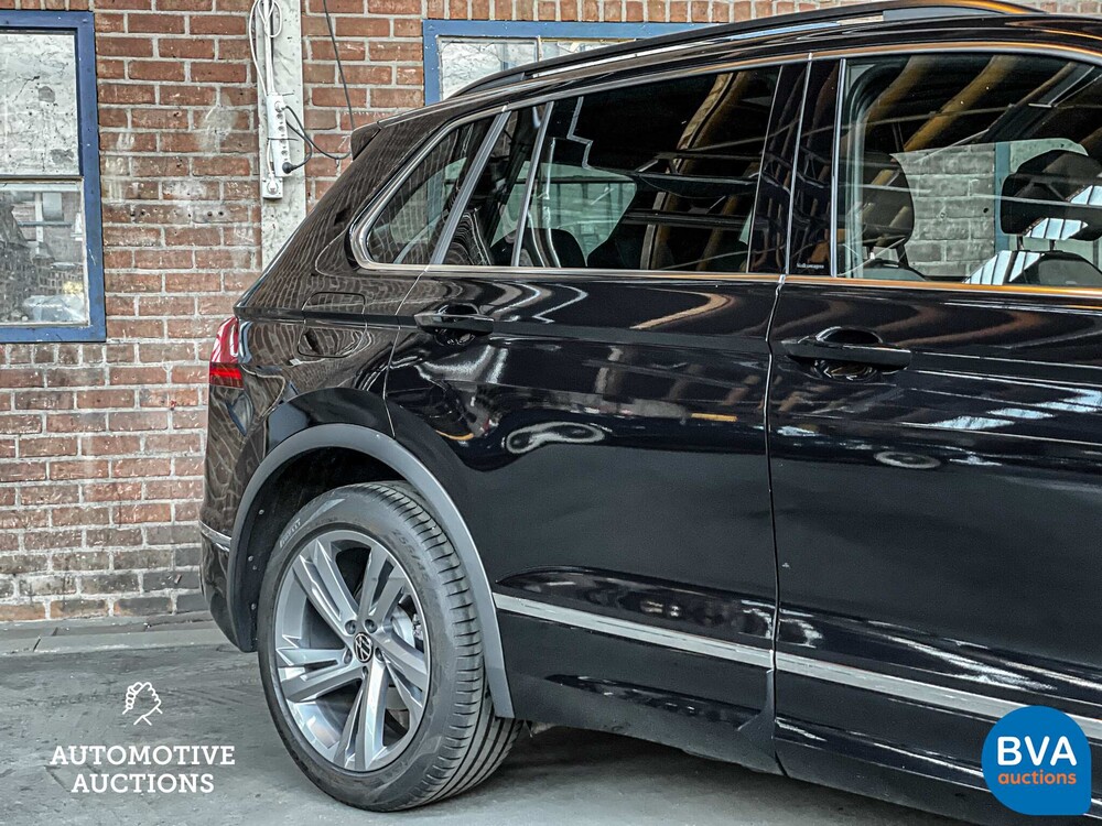 Volkswagen Tiguan 1.5 TSI R-Line 2021 -Org. NL- Garantie, N-982-RJ