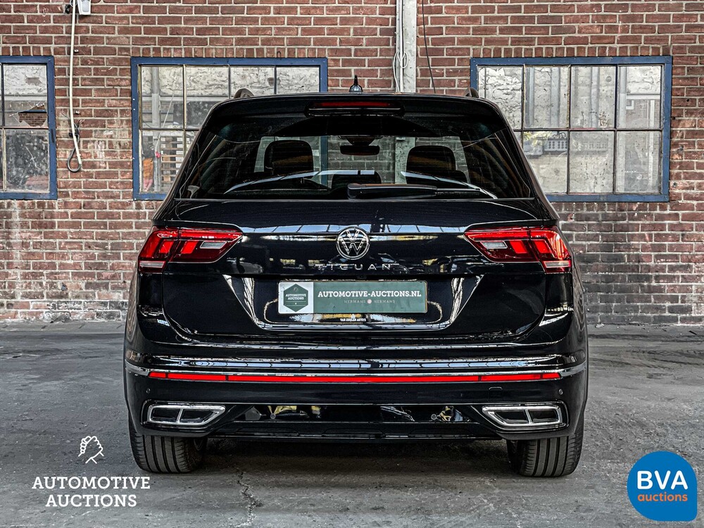 Volkswagen Tiguan 1.5 TSI R-Line 2021 -Org. NL- Garantie, N-982-RJ