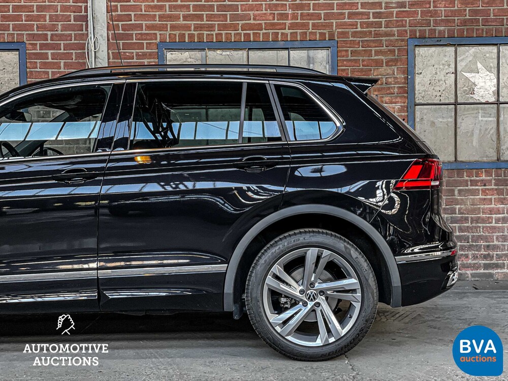 Volkswagen Tiguan 1.5 TSI R-Line 2021 -Org. NL- Garantie, N-982-RJ