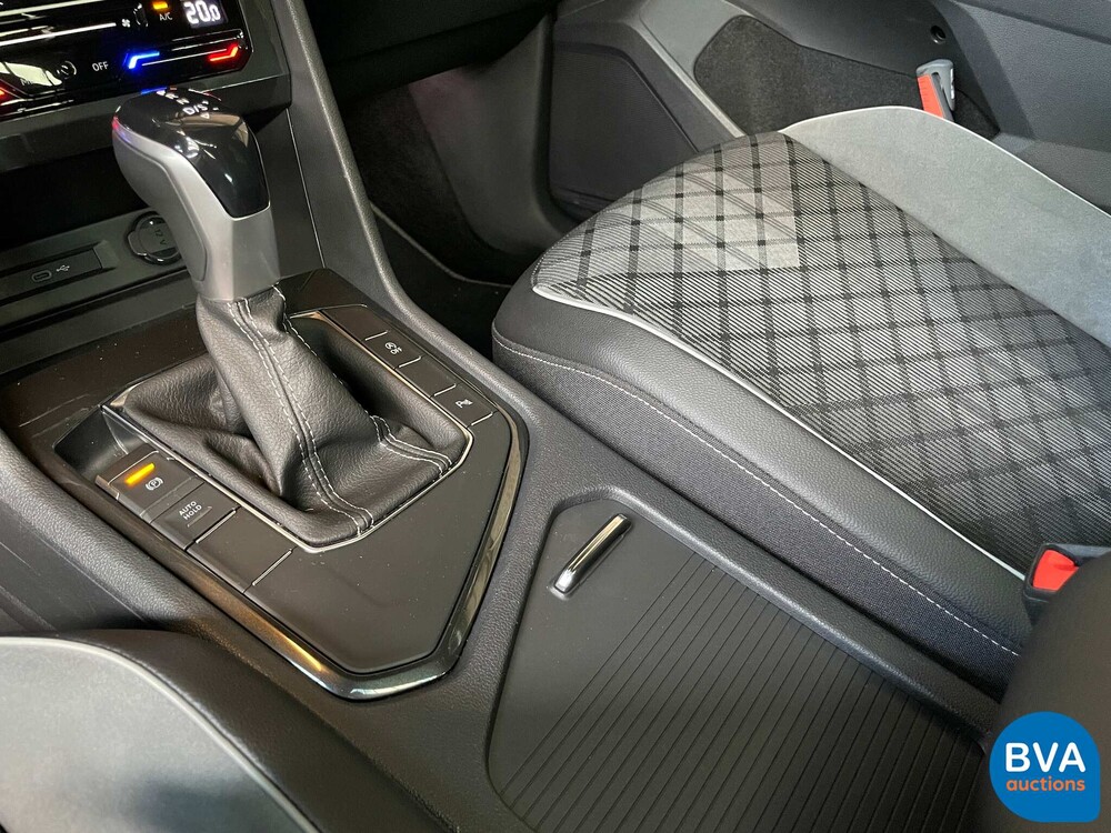 Volkswagen Tiguan 1.5 TSI R-Line 2021 -Org. NL- Garantie, N-982-RJ