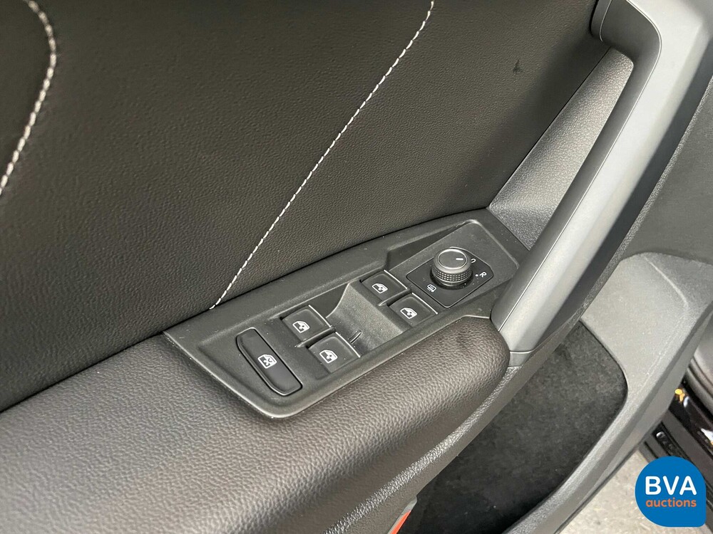 Volkswagen Tiguan 1.5 TSI R-Line 2021 -Org. NL- Garantie, N-982-RJ