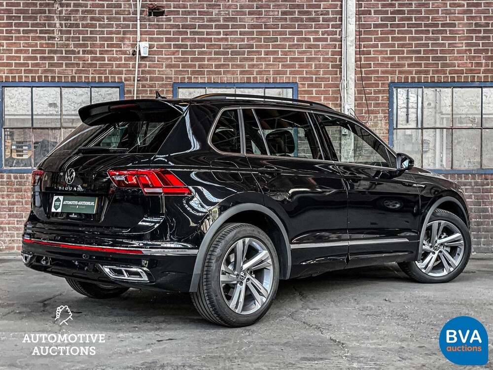 Volkswagen Tiguan 1.5 TSI R-Line 2021 -Org. NL- Garantie, N-982-RJ
