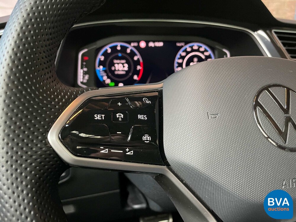 Volkswagen Tiguan 1.5 TSI R-Line 2021 -Org. NL- Garantie, N-982-RJ