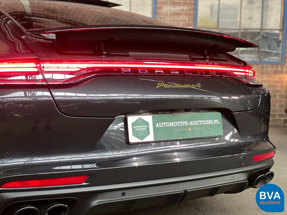 Porsche Panamera 4 E-Hybrid SportChrono 462pk 2022 -GARANTIE-.