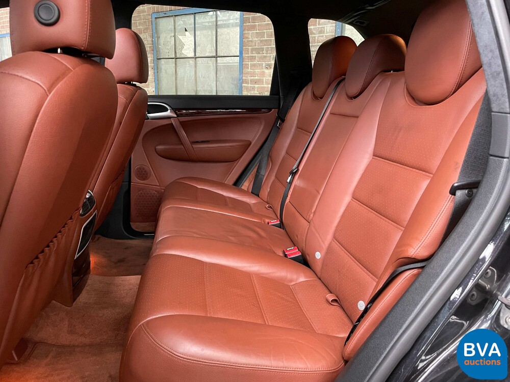 Porsche Cayenne Turbo 4.8 V8 500hp 2007 -Youngtimer-.