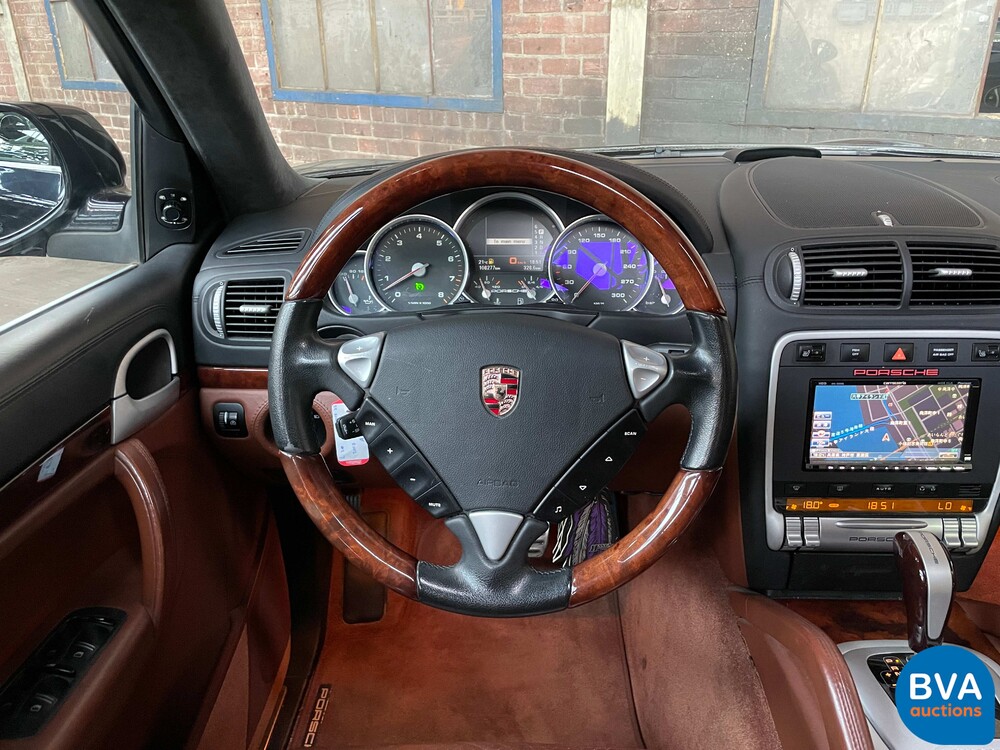 Porsche Cayenne Turbo 4.8 V8 500hp 2007 -Youngtimer-.